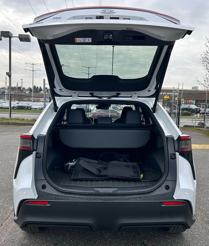 2026 Toyota bZ XLE - Photo 26