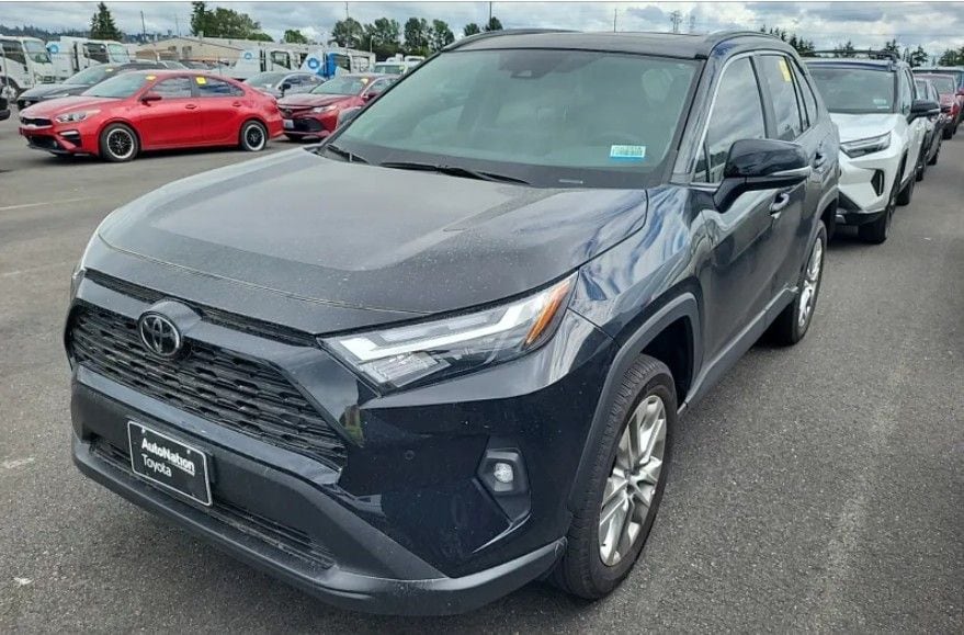 2025 Toyota RAV4 XLE Premium AWD's photo