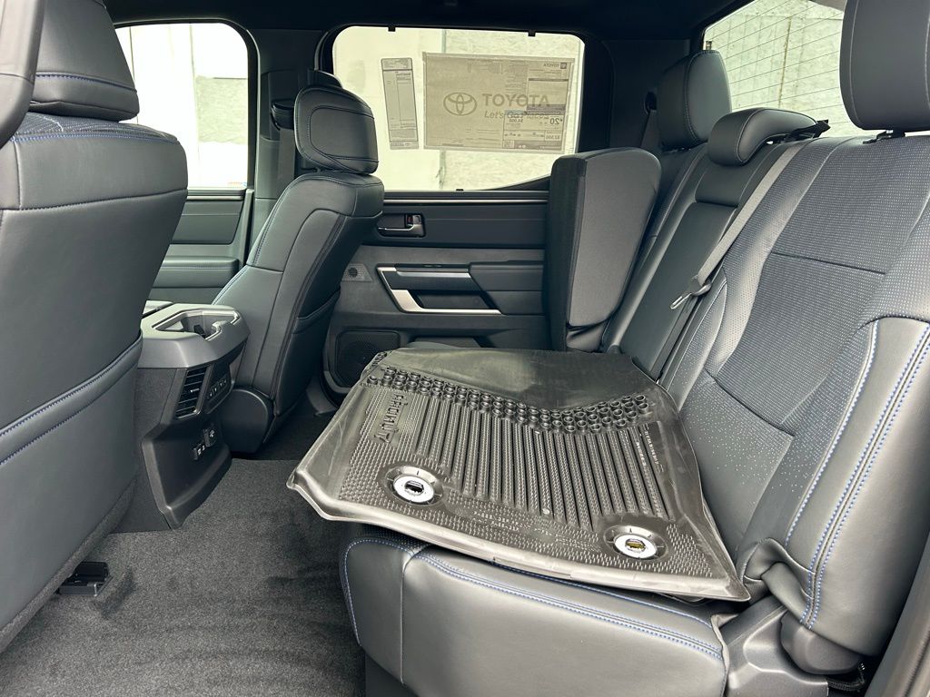 2026 Toyota Tundra Platinum - Photo 12