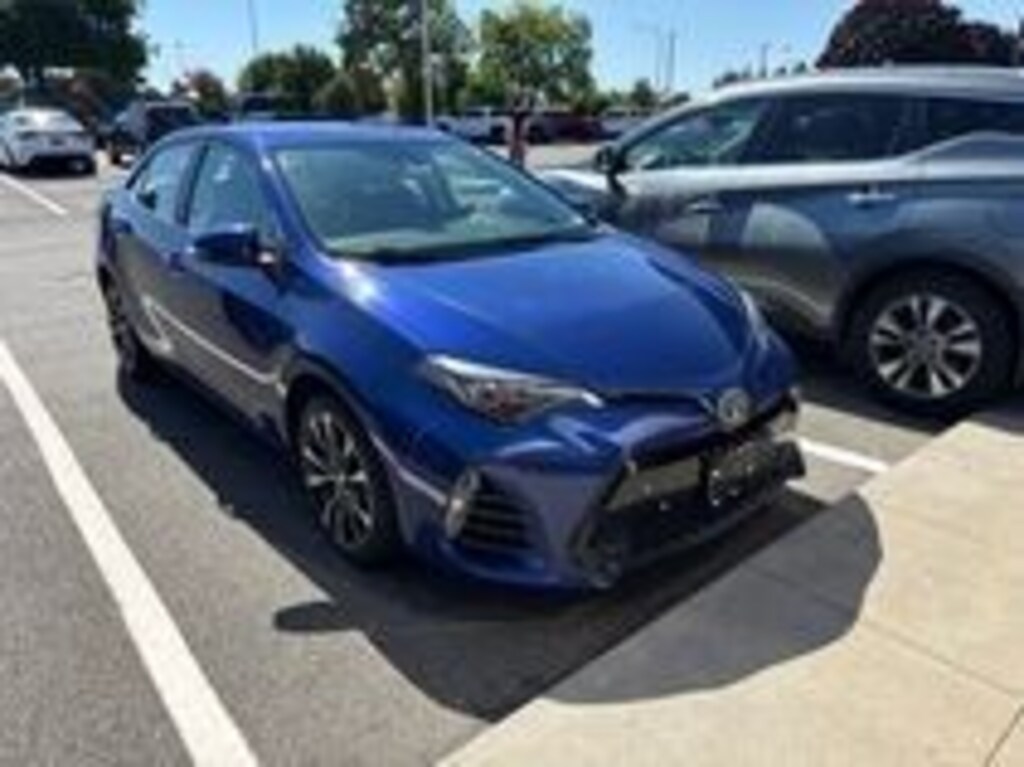 Used 2017 Toyota Corolla SE Sedan