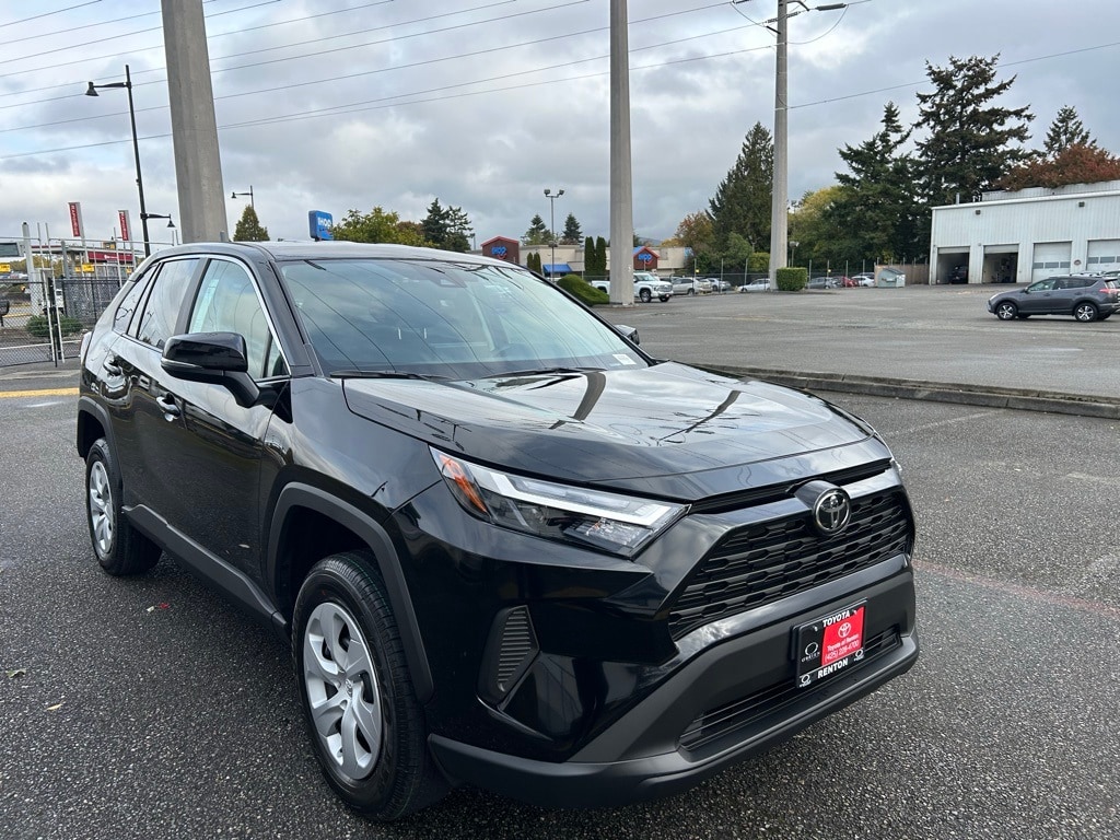 New 2025 Toyota RAV4 LE LE AWD SUV