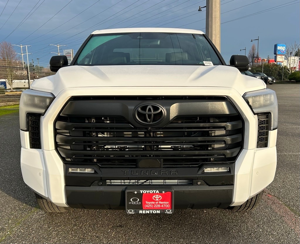 New 2026 Toyota Tundra Limited LIMITED CREWMAX 5.5