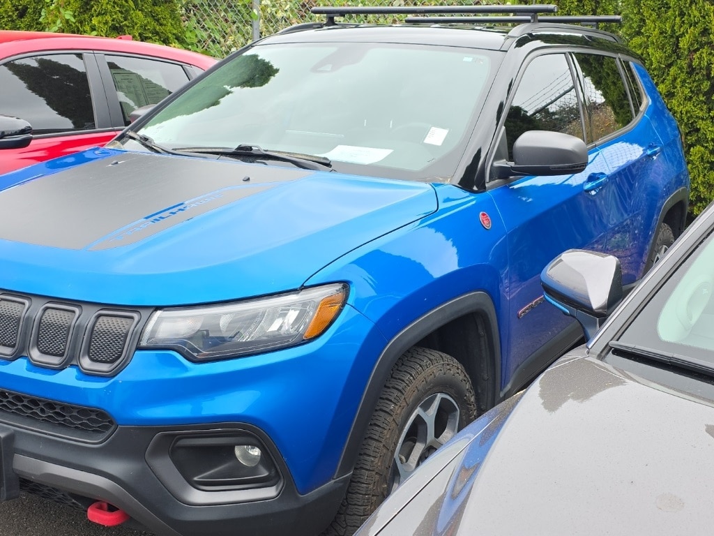 2022 Jeep Compass Trailhawk photo 2