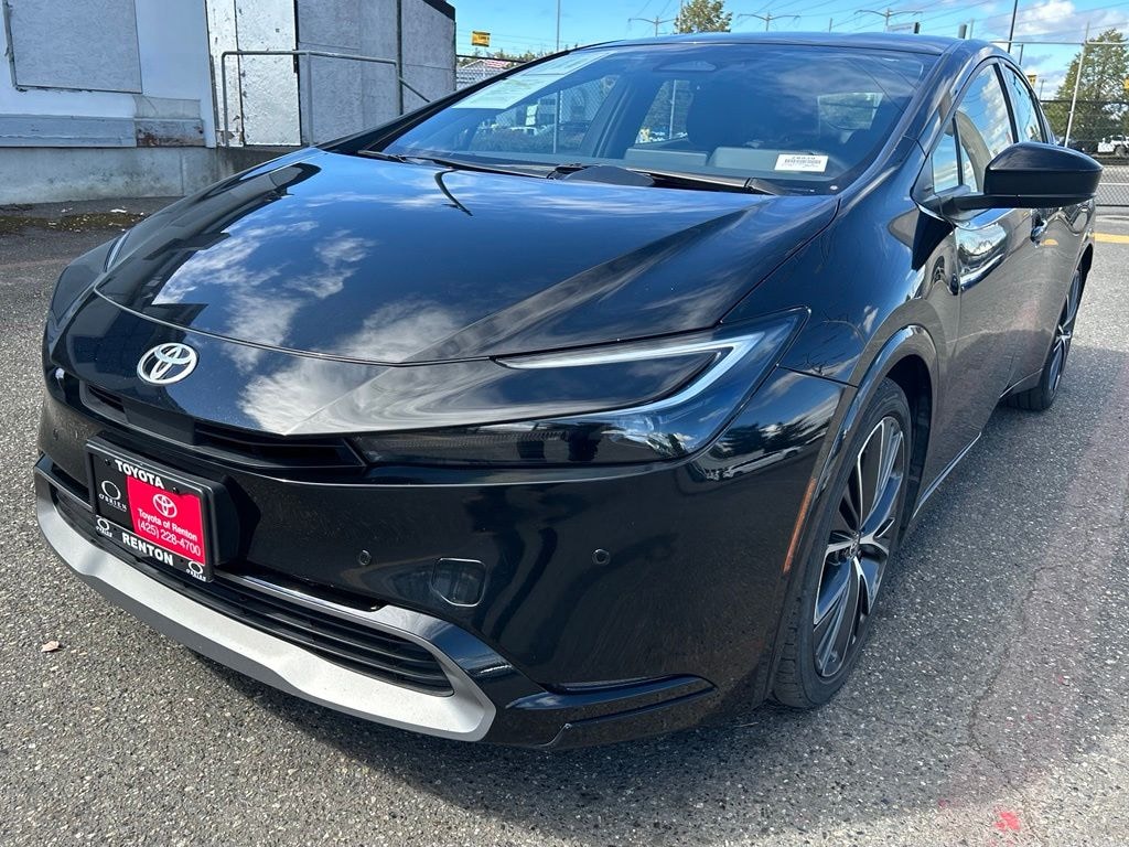 Certified 2023 Toyota Prius XLE Hatchback