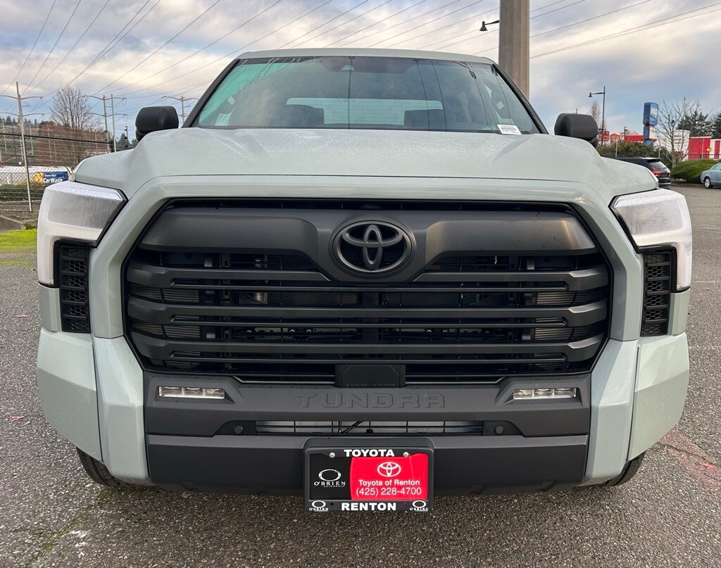 2026 Toyota Tundra SR5 CrewMax photo 2