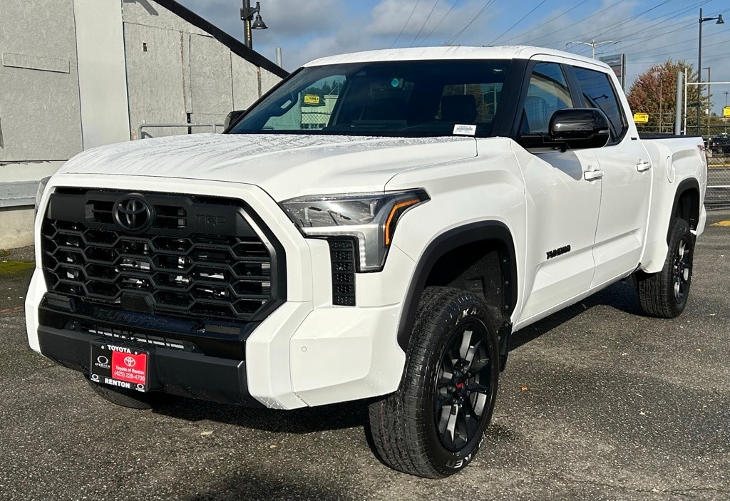 New 2026 Toyota Tundra Limited LIMITED CREWMAX 6.5