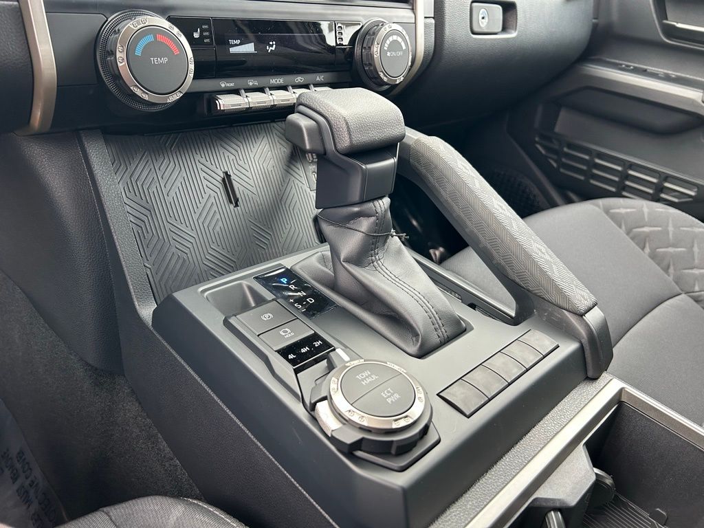 2026 Toyota Tacoma SR5 - Photo 19