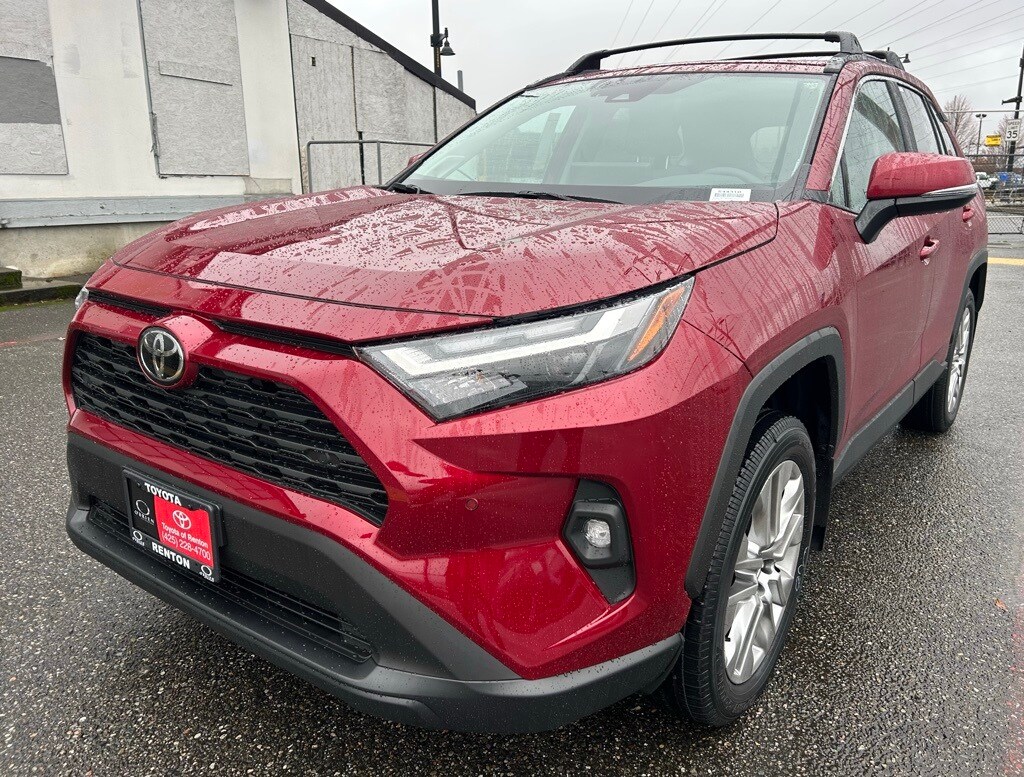 New 2025 Toyota RAV4 XLE Premium XLE PREM AWD SUV