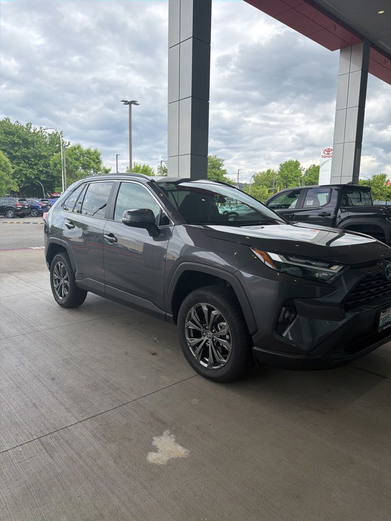2024 Toyota RAV4 Hybrid XLE Premium AWD's photo