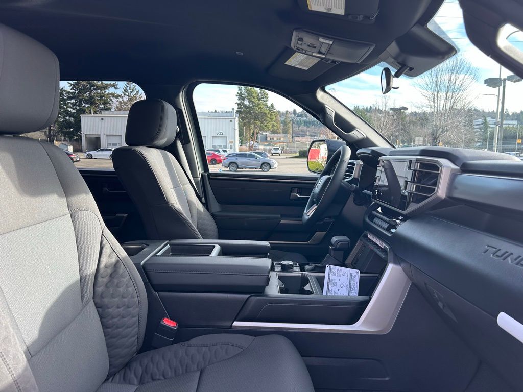 2026 Toyota Tundra SR5 - Photo 16