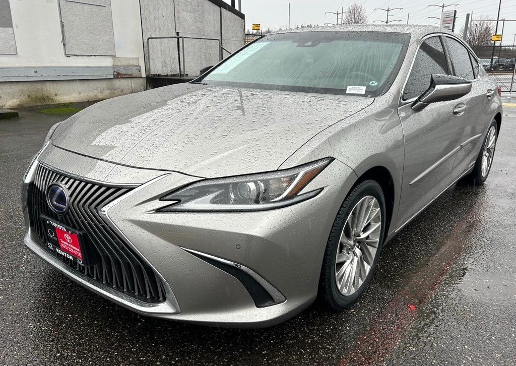 2021 Lexus ES Hybrid 300h Luxury
