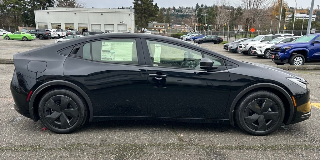 New 2026 Toyota Prius Plug-in Hybrid SE PLUG-IN HYBRID