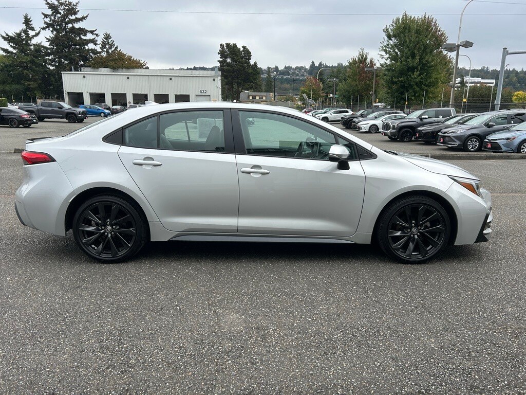 2023 Toyota Corolla XSE photo 4