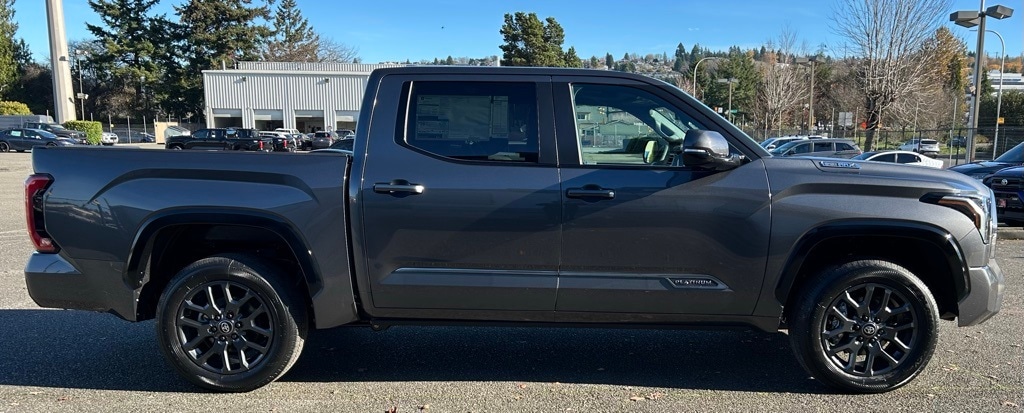 New 2026 Toyota Tundra i-FORCE MAX Platinum PLATINUM CREWMAX 5.5