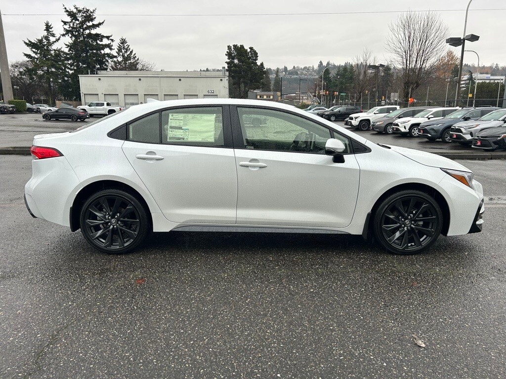 New 2026 Toyota Corolla Hybrid SE SE SEDAN