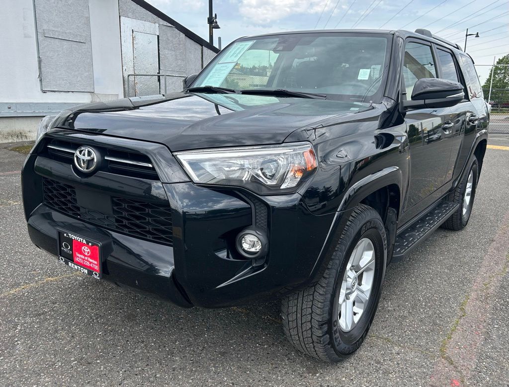 2024 Toyota 4Runner SR5 Premium 4WD V6's photo