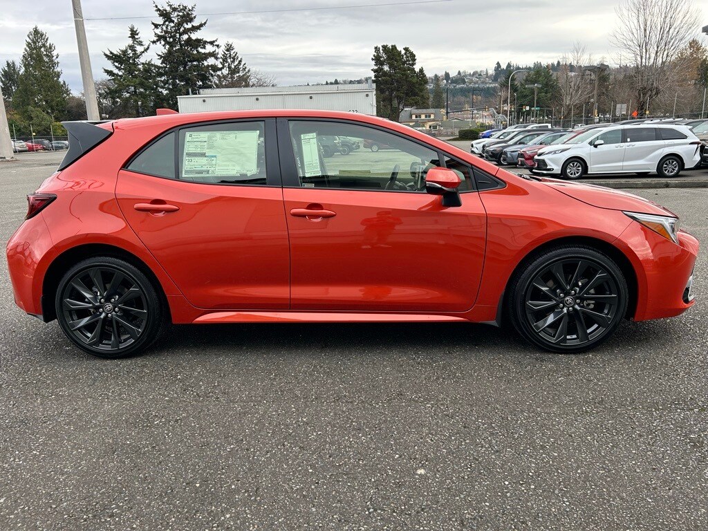 2025 Toyota Corolla XSE photo 4