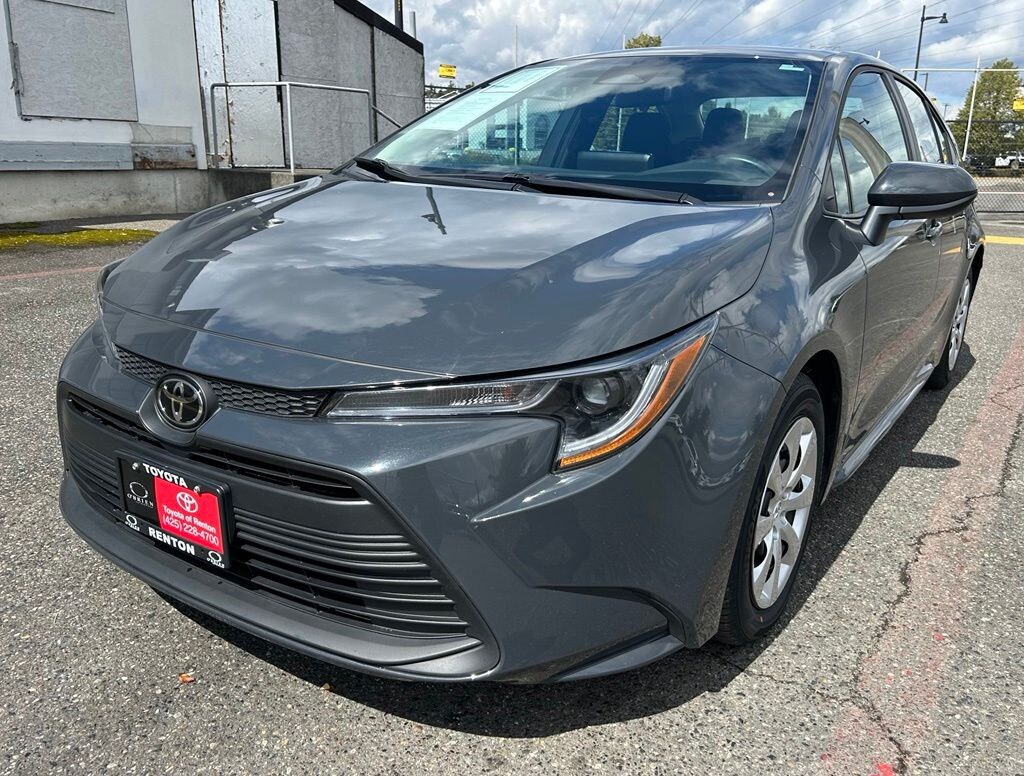 Certified 2025 Toyota Corolla LE Sedan