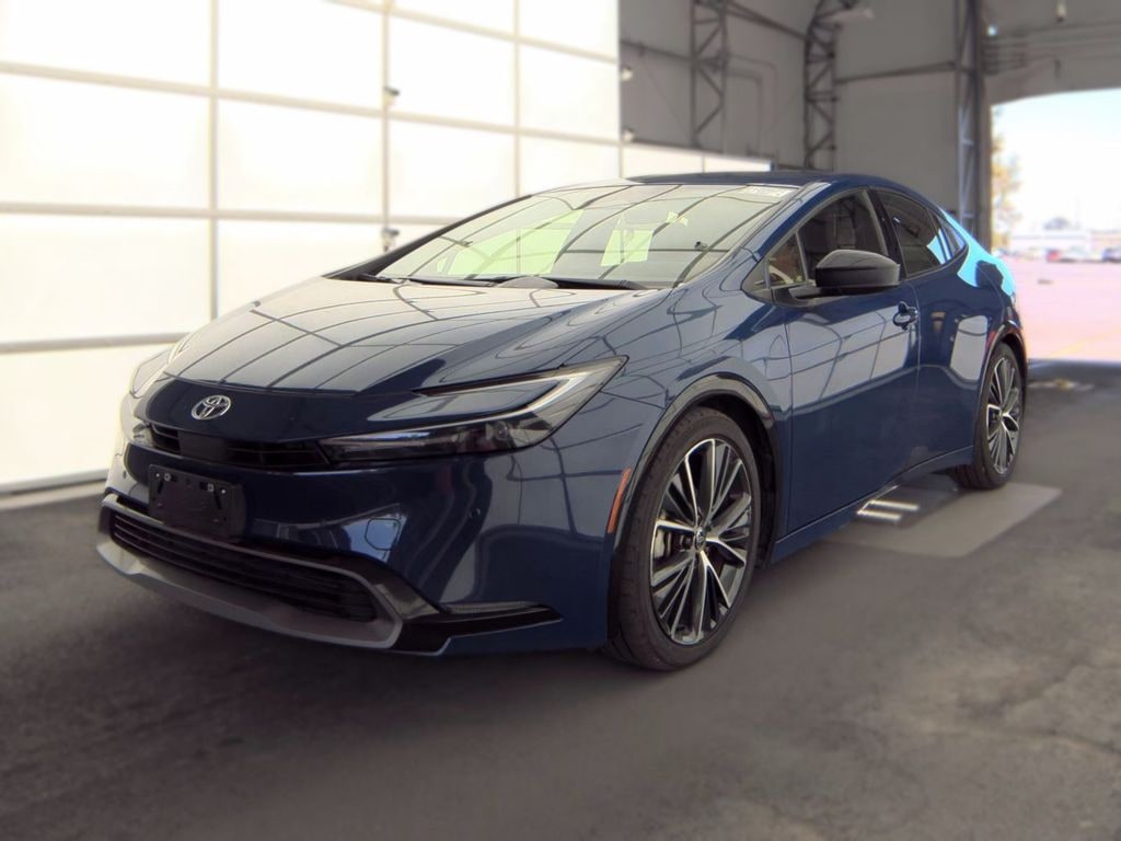 Used 2023 Toyota Prius XLE Hatchback