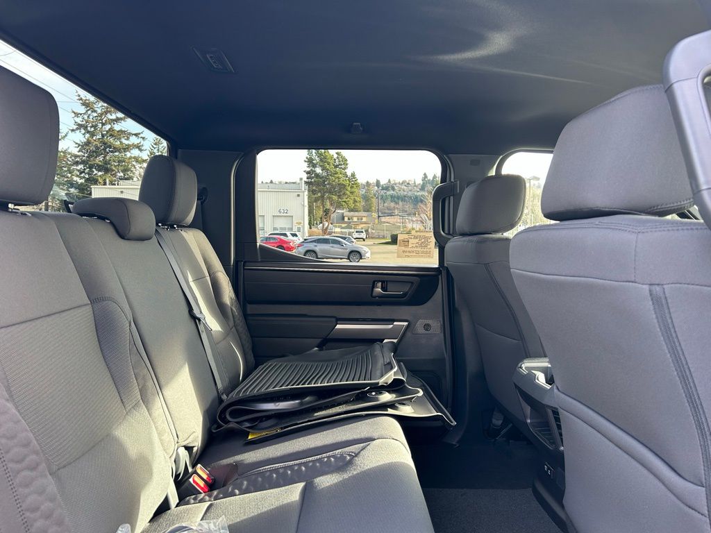 2026 Toyota Tundra SR5 - Photo 14