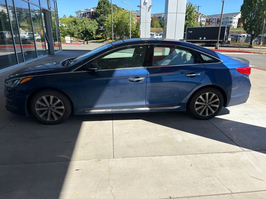 Used 2016 Hyundai Sonata Limited Sedan