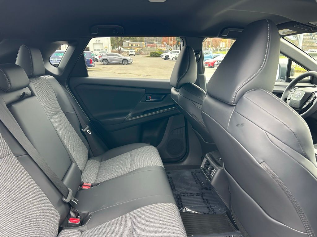 2026 Toyota bZ XLE - Photo 14