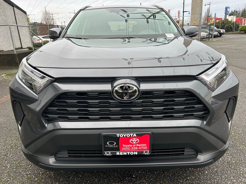 New 2025 Toyota RAV4 XLE XLE AWD SUV