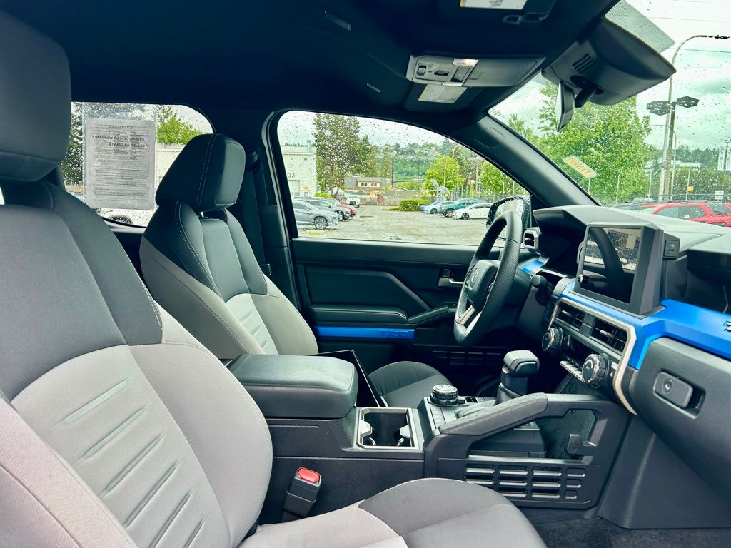 2025 Toyota Tacoma TRD Off Road - Photo 15