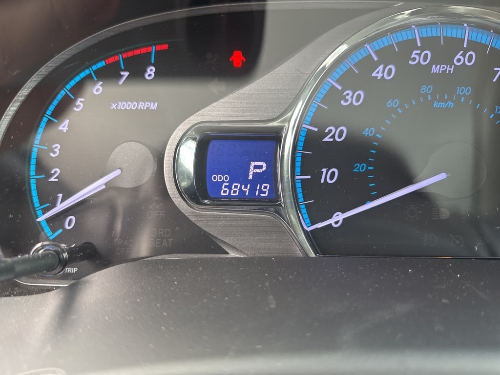 Used 2014 Toyota Sienna XLE Minivan/Van