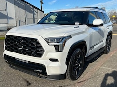 2026 Toyota Sequoia Platinum PLT HYBRID