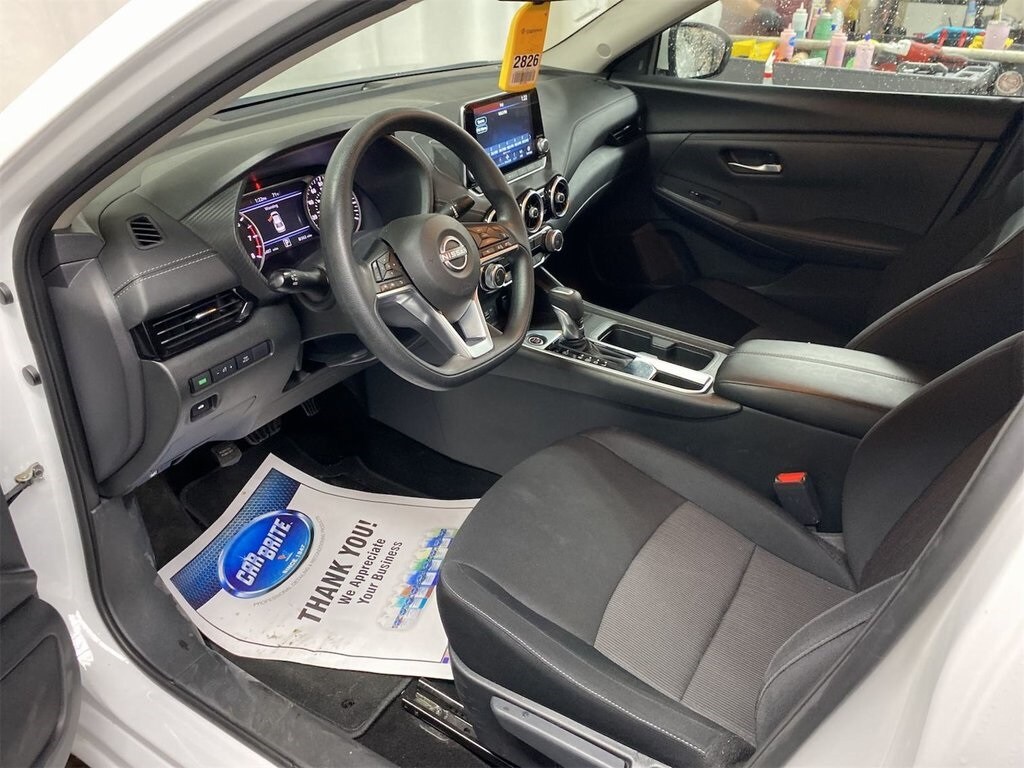 2024 Nissan Sentra SV photo 2