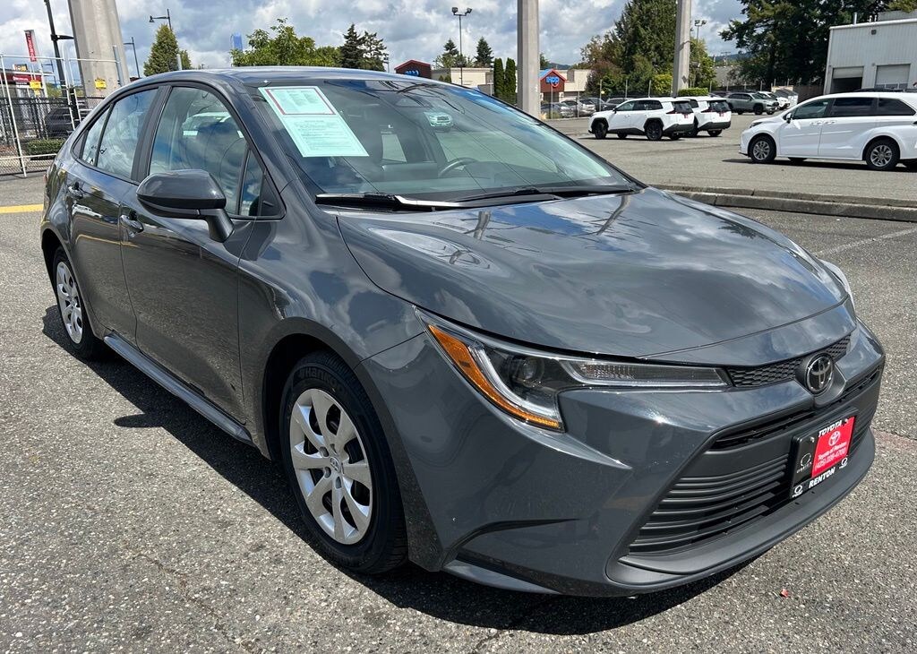 Certified 2025 Toyota Corolla LE Sedan