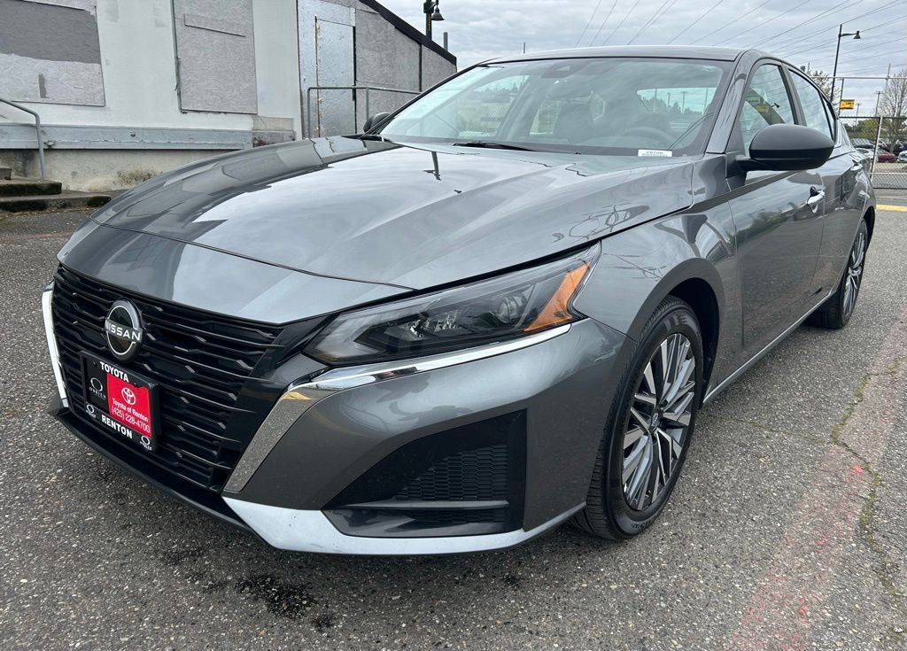 2025 Nissan Altima