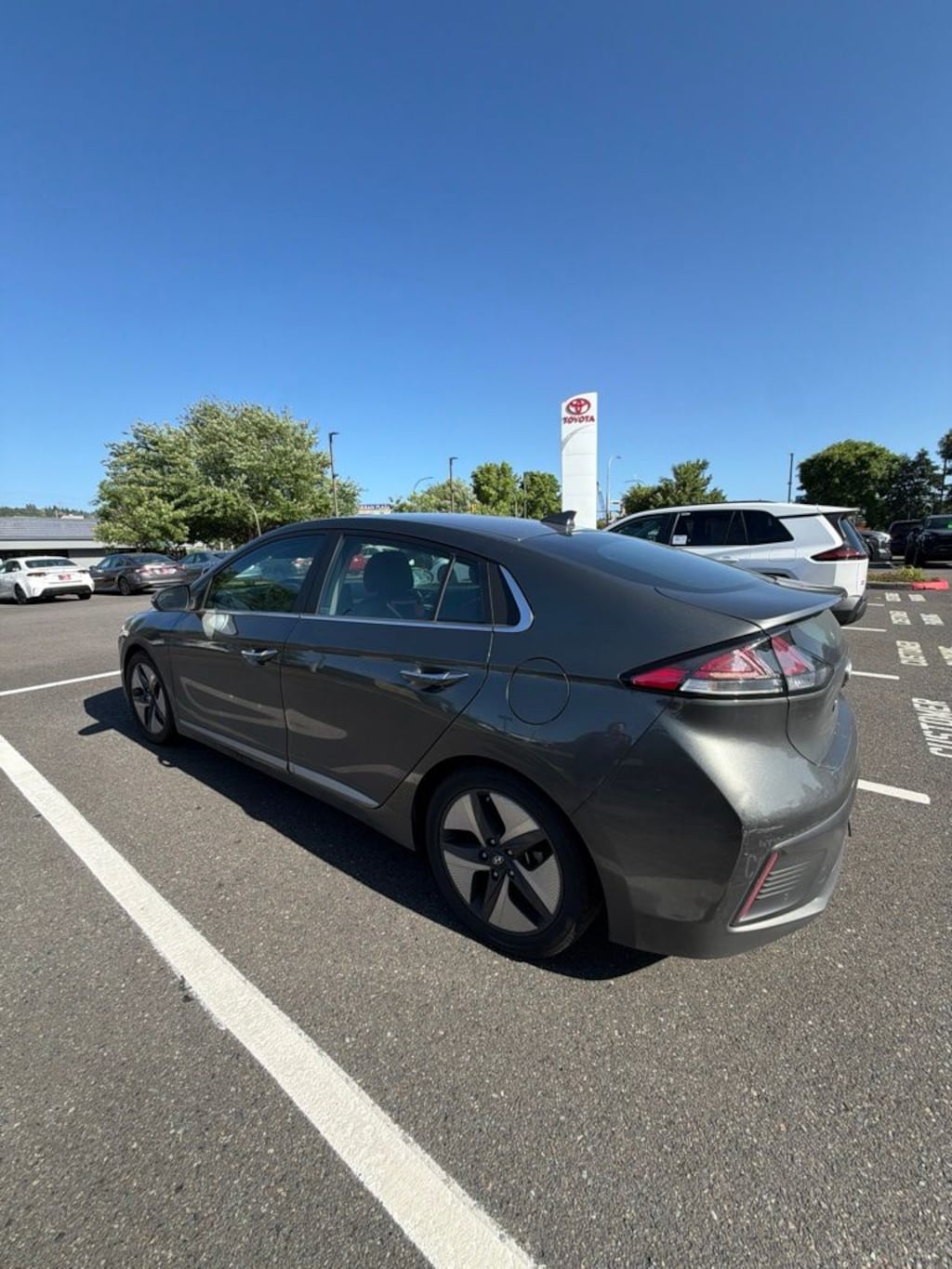 Used 2022 Hyundai IONIQ Hybrid Limited Hatchback