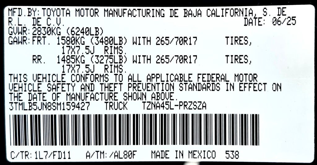 2025 Toyota Tacoma SR5 - Photo 23