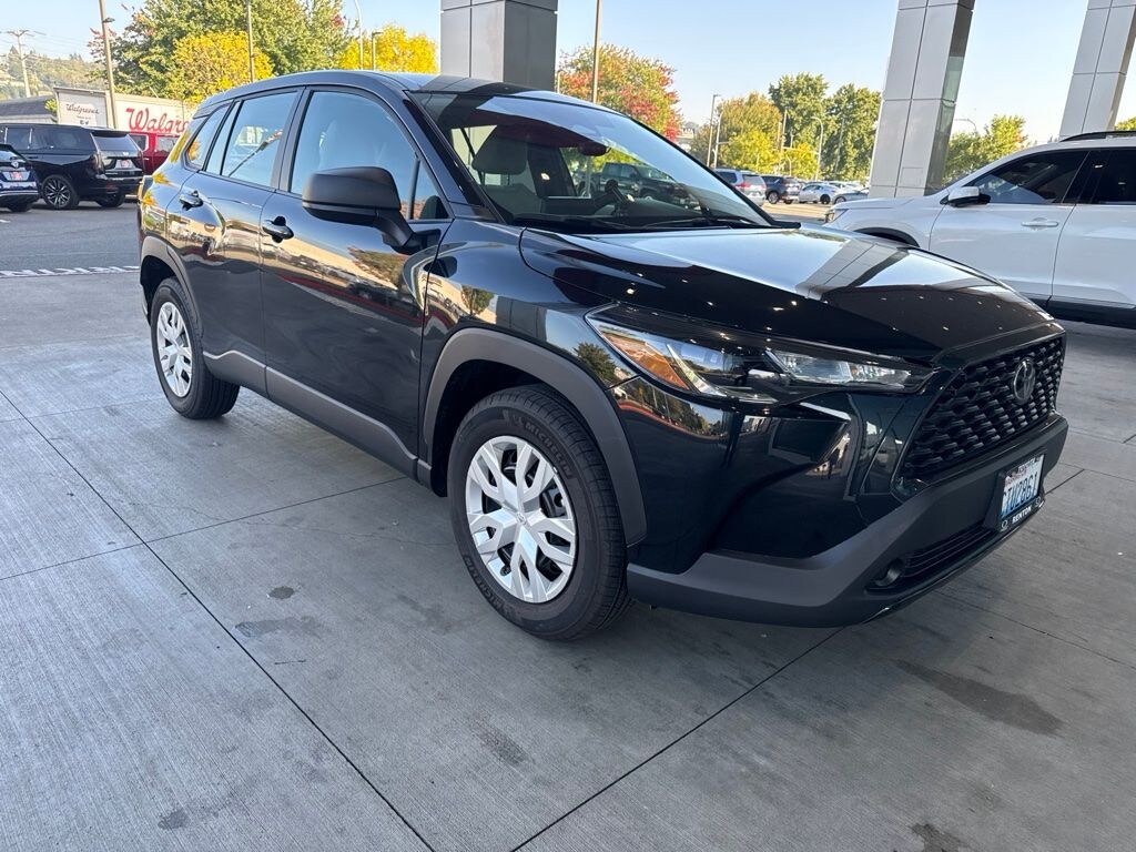 Used 2025 Toyota Corolla Cross L SUV