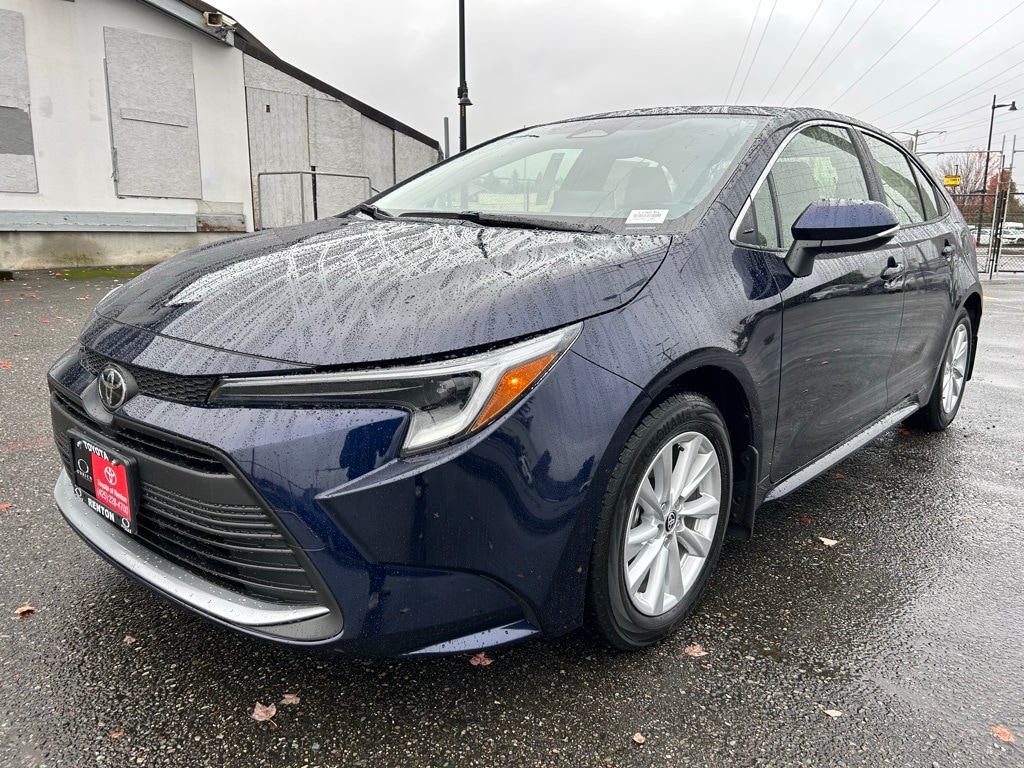 New 2026 Toyota Corolla Hybrid XLE XLE SEDAN