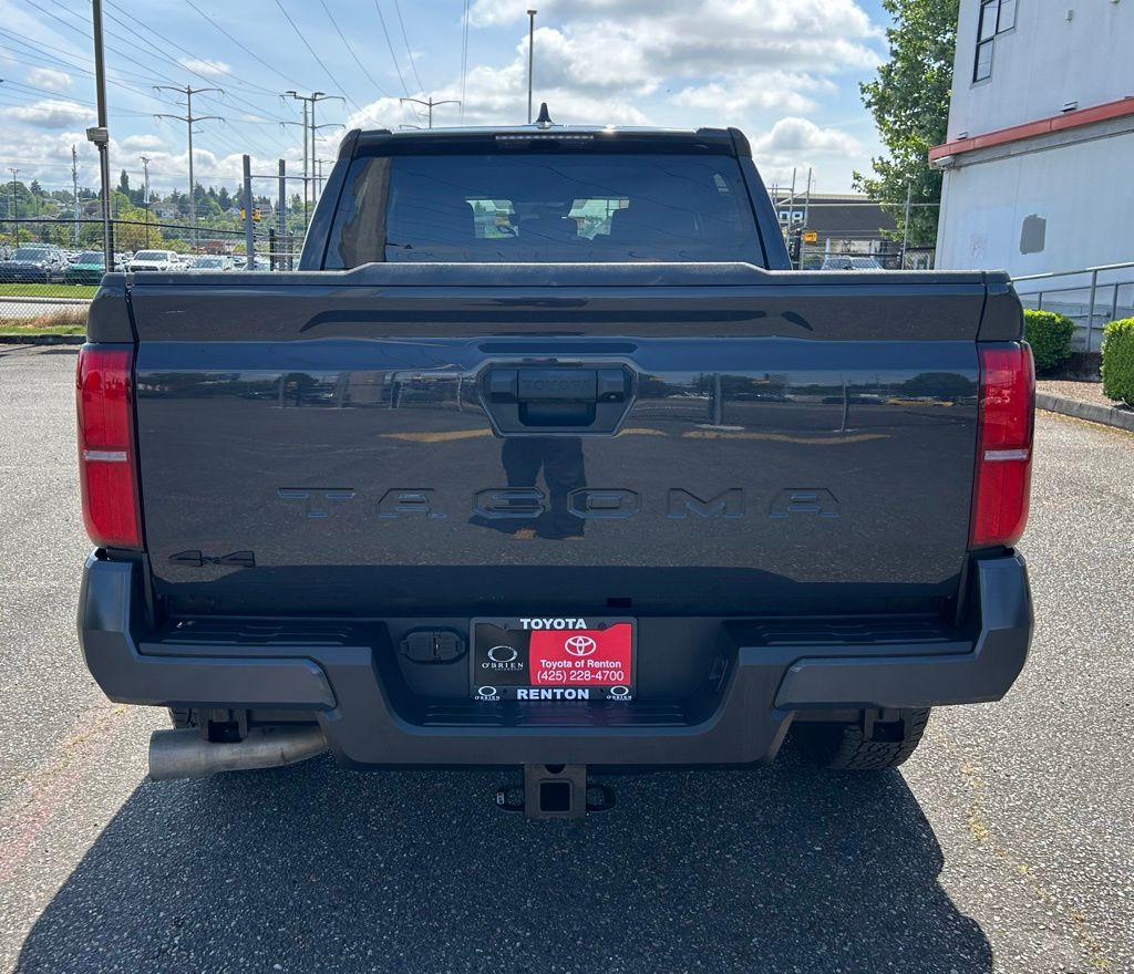 2025 Toyota Tacoma SR5 - Photo 6