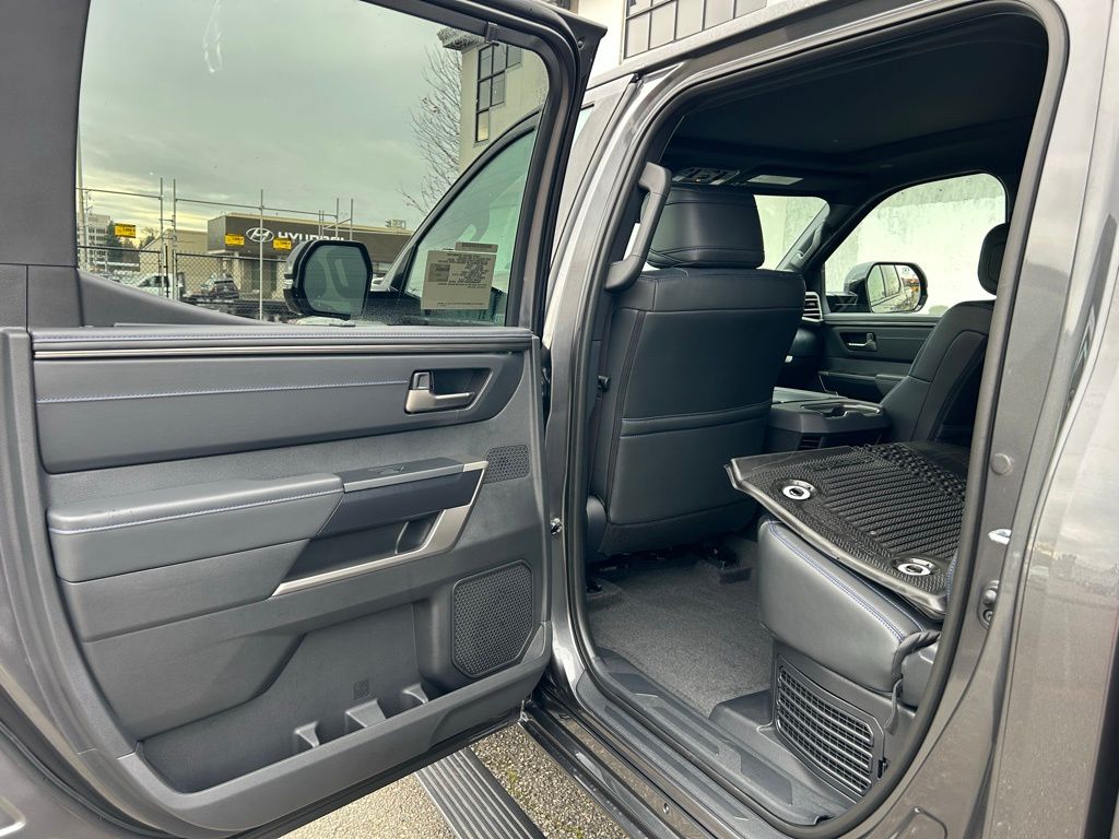 2026 Toyota Tundra Platinum - Photo 11