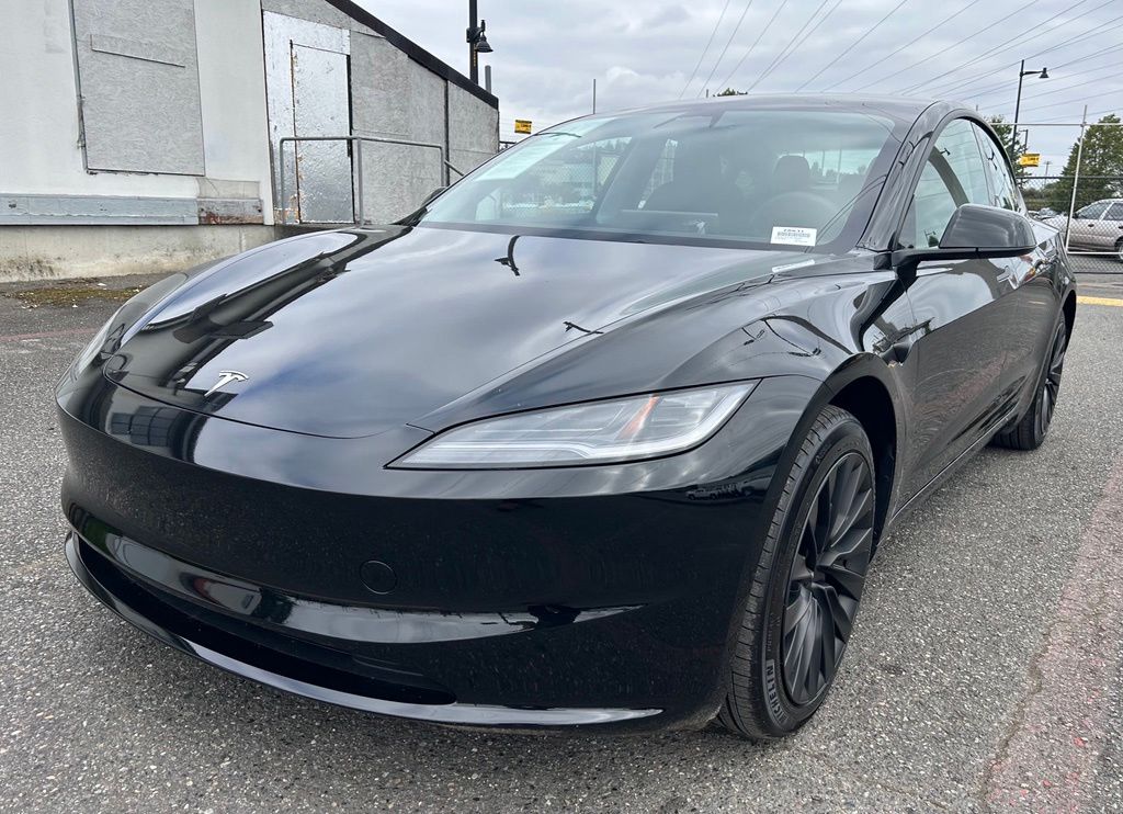2025 Tesla Model 3 Long Range's photo