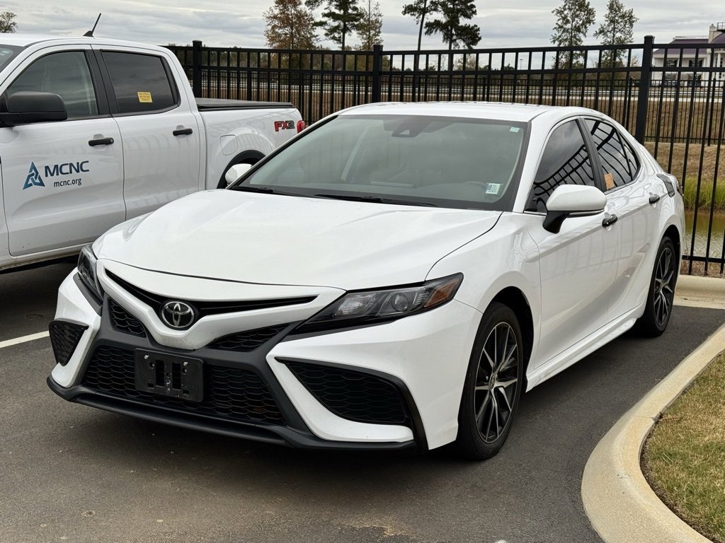 Used 2024 Toyota Camry SE Sedan