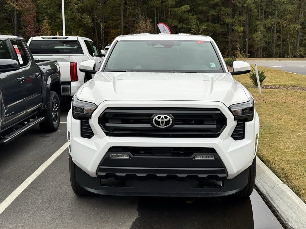 New 2025 Toyota Tacoma SR5 Truck Double Cab