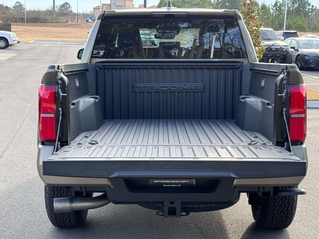2025 Toyota Tacoma TRD Off Road - Photo 21