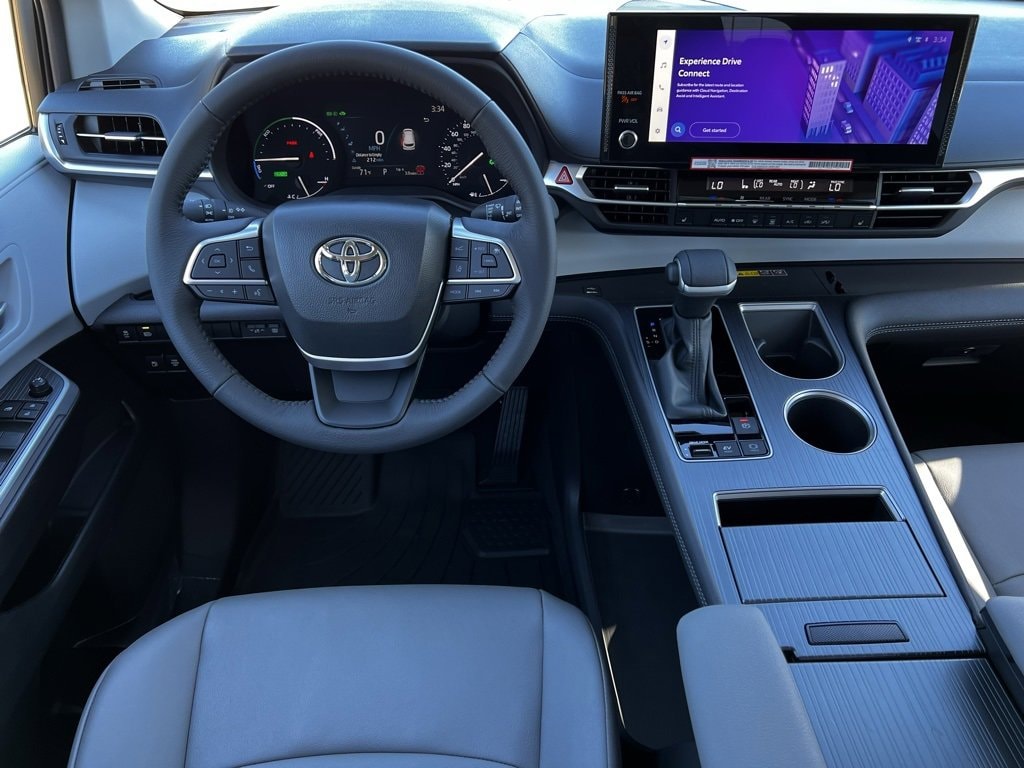 New 2025 Toyota Sienna XLE Van Passenger Van