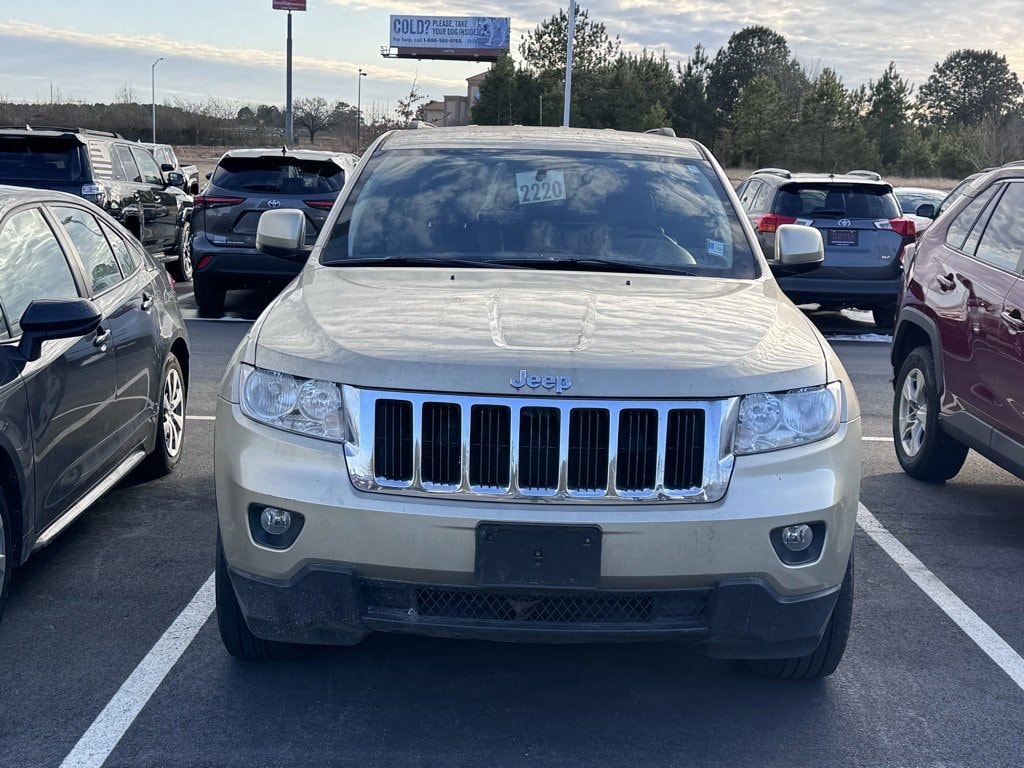 Used 2011 Jeep Grand Cherokee Laredo SUV