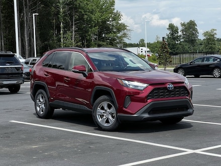 2022 Toyota RAV4 Hybrid XLE SUV