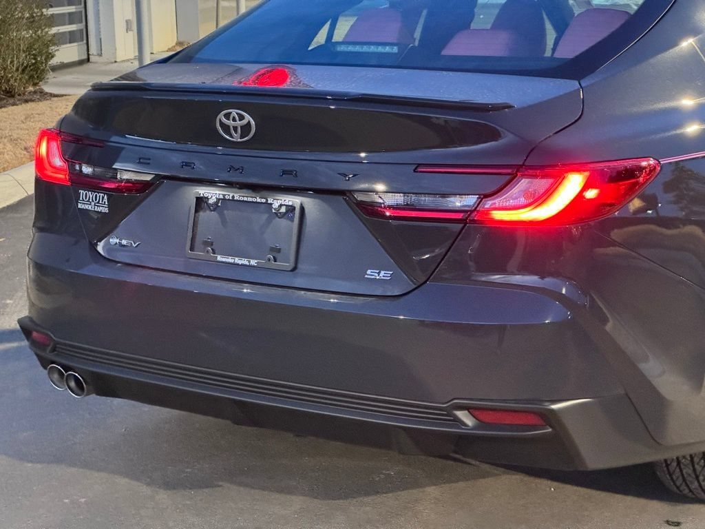 2026 Toyota Camry SE - Photo 38