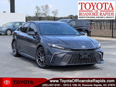 2025 Toyota Camry SE Sedan