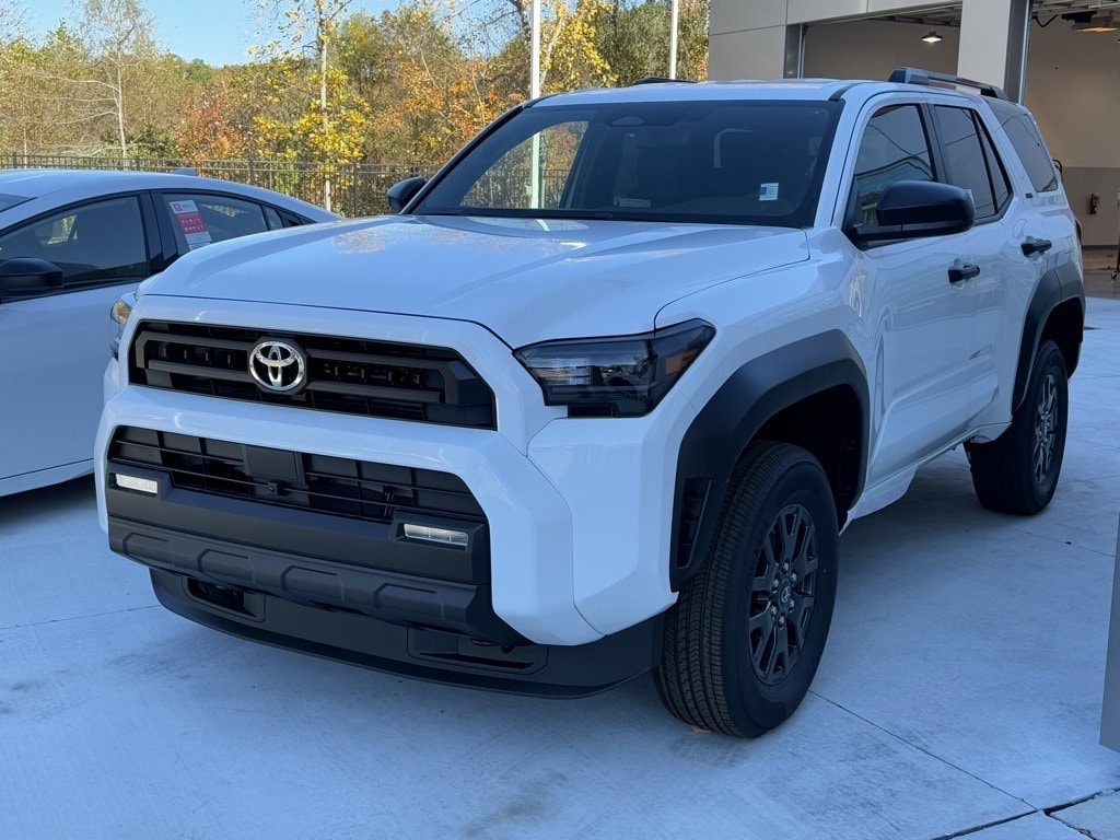 New 2025 Toyota 4Runner SR5 SUV