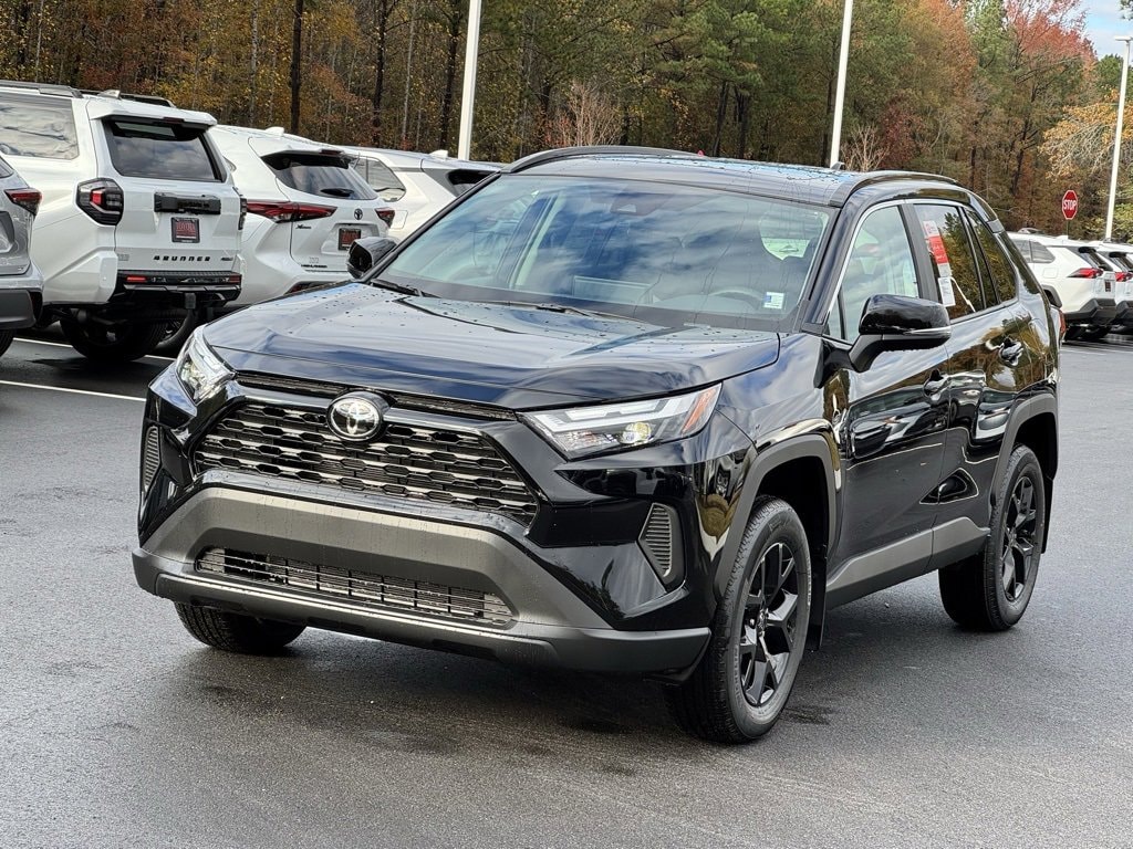 New 2025 Toyota RAV4 XLE SUV